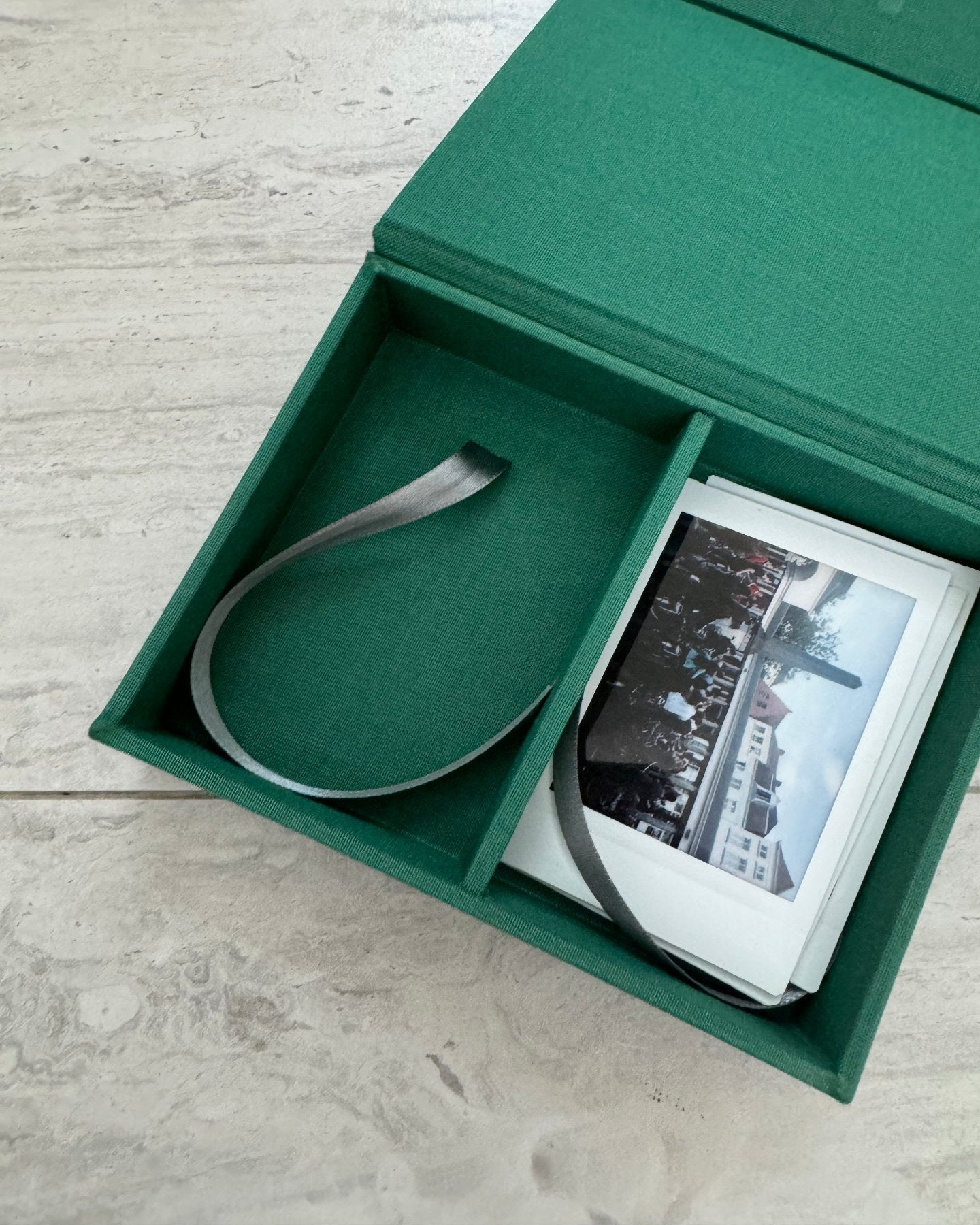 Polaroid Box 2 espacios